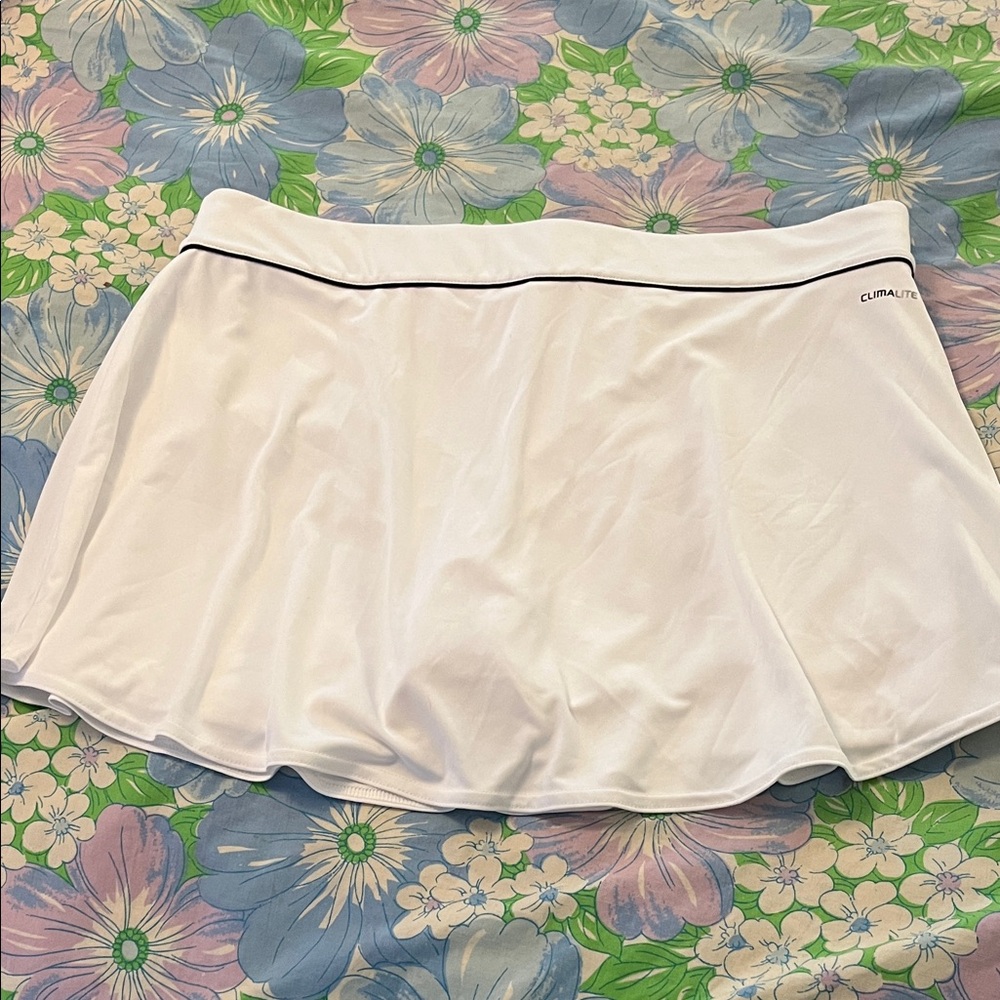 Adidas White Skirt Climalite with shorts - Picture 5 of 5